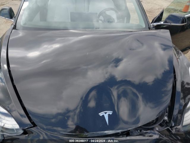 Photo 9 VIN: 5YJ3E1EB9KF391300 - TESLA MODEL 3 