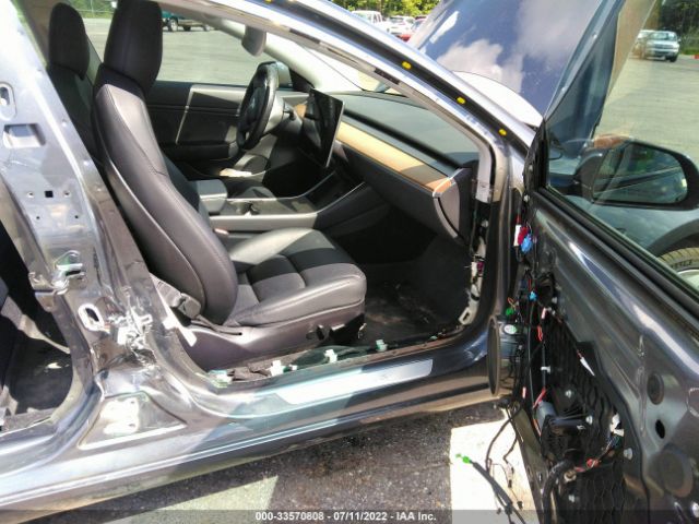 Photo 4 VIN: 5YJ3E1EB9KF434646 - TESLA MODEL 3 