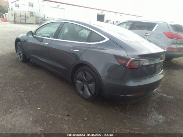 Photo 2 VIN: 5YJ3E1EB9KF451995 - TESLA MODEL 3 