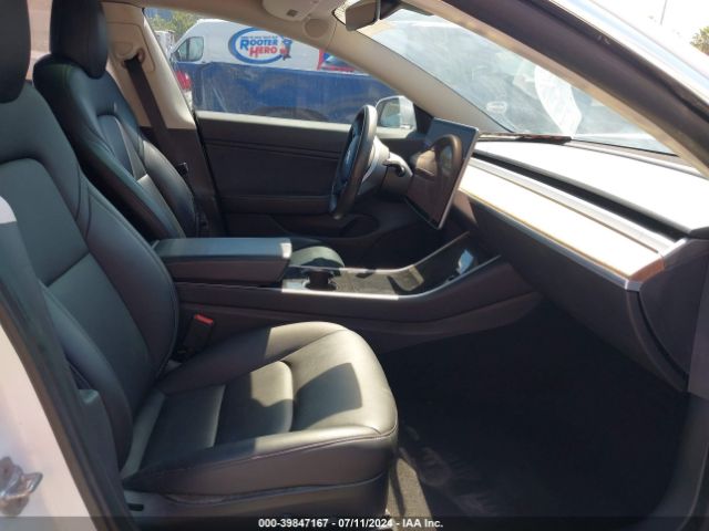 Photo 4 VIN: 5YJ3E1EB9LF520962 - TESLA MODEL 3 