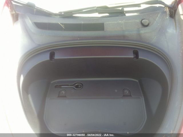 Photo 9 VIN: 5YJ3E1EB9LF664303 - TESLA MODEL 3 