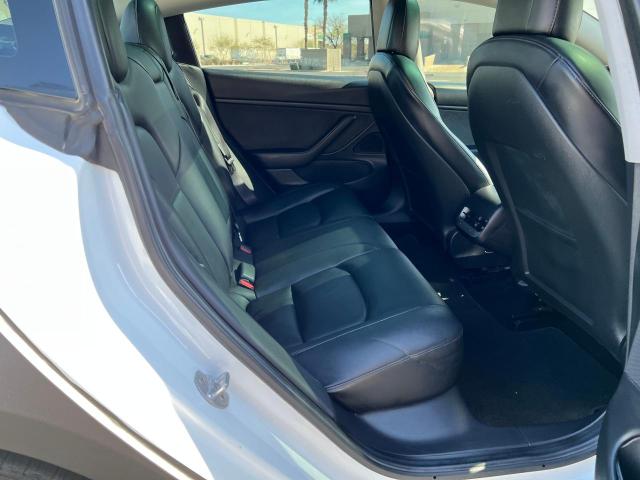 Photo 5 VIN: 5YJ3E1EB9LF811770 - TESLA MODEL 3 