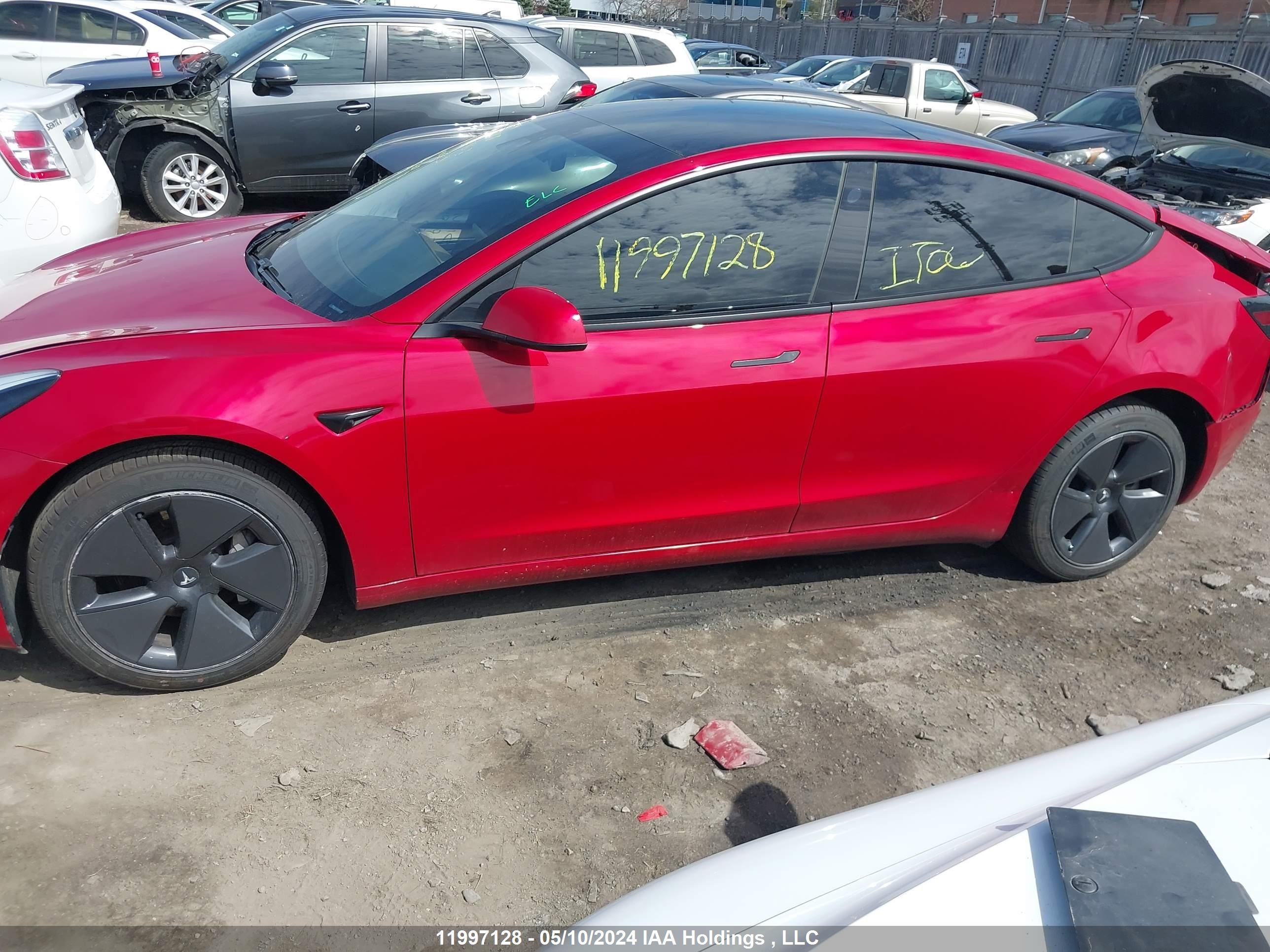 Photo 12 VIN: 5YJ3E1EB9MF987963 - TESLA MODEL 3 