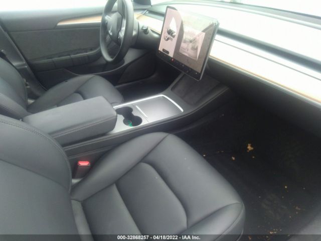 Photo 4 VIN: 5YJ3E1EB9MF988269 - TESLA MODEL 3 