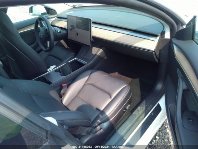 Photo 4 VIN: 5YJ3E1EB9MF988272 - TESLA MODEL 3 