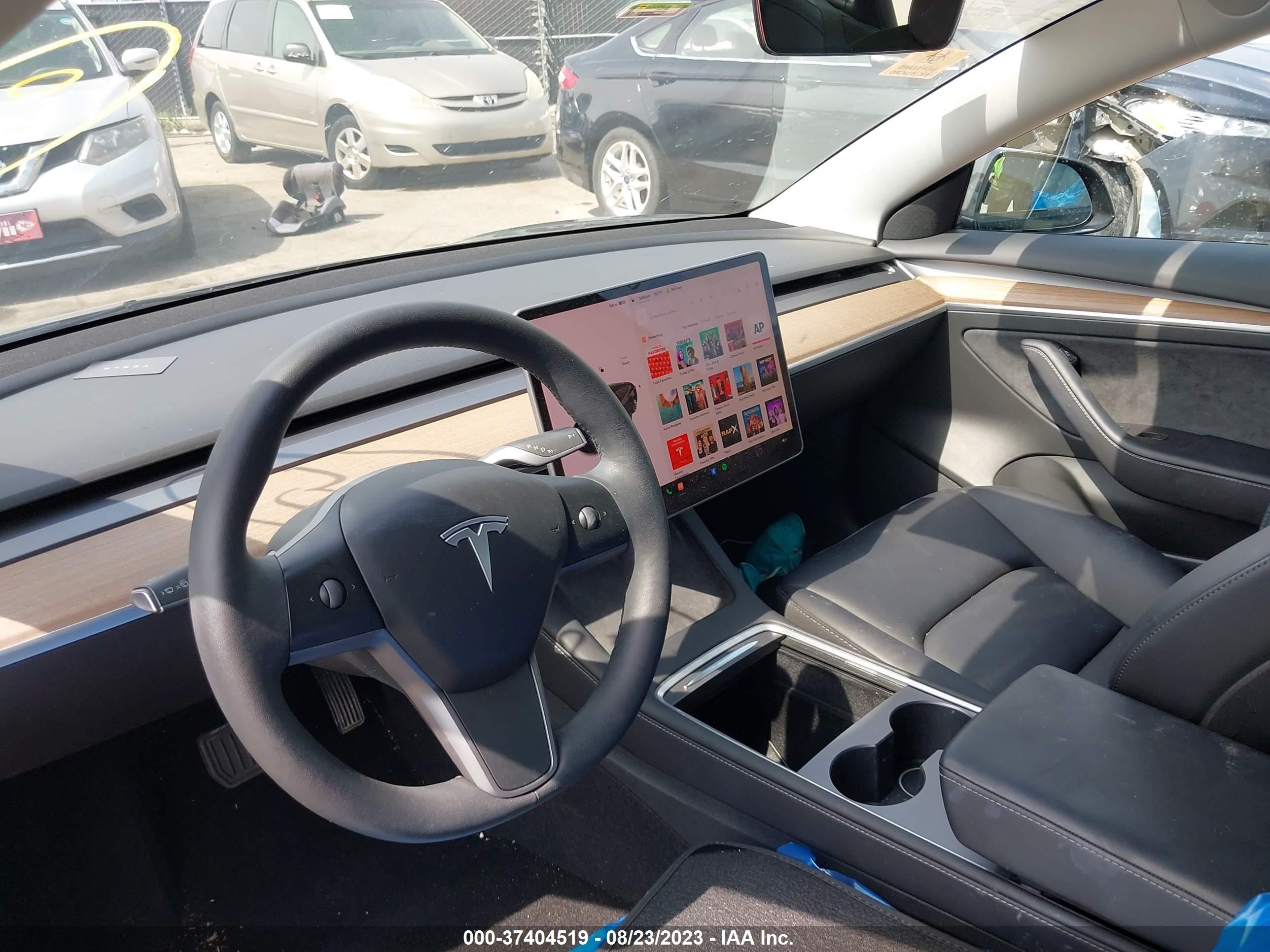 Photo 6 VIN: 5YJ3E1EB9NF132388 - TESLA MODEL 3 