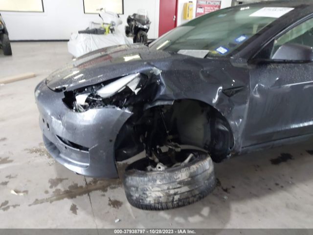 Photo 5 VIN: 5YJ3E1EB9NF158070 - TESLA MODEL 3 