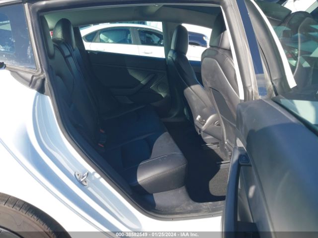 Photo 7 VIN: 5YJ3E1EB9NF194843 - TESLA MODEL 3 