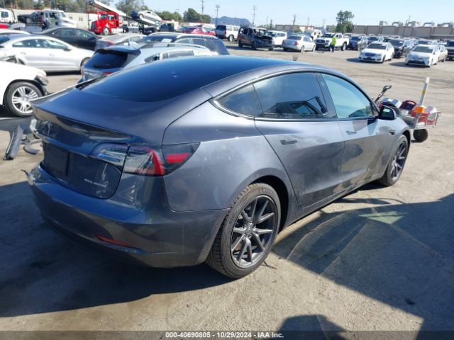 Photo 3 VIN: 5YJ3E1EB9NF228568 - TESLA MODEL 3 