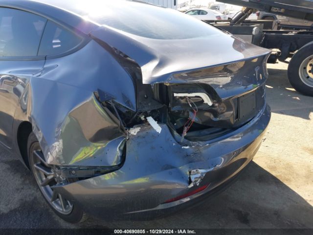 Photo 5 VIN: 5YJ3E1EB9NF228568 - TESLA MODEL 3 