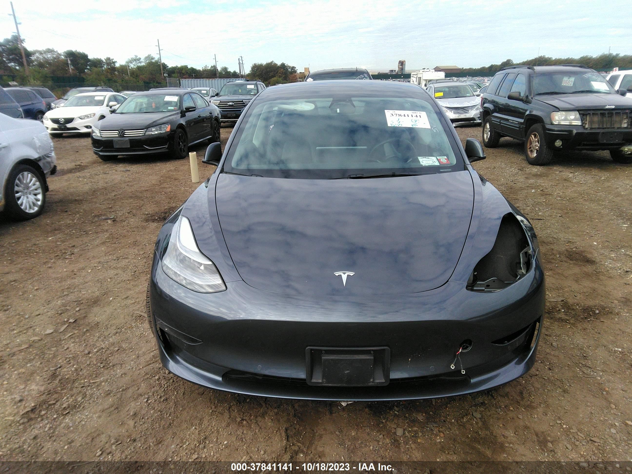 Photo 10 VIN: 5YJ3E1EB9NF290536 - TESLA MODEL 3 