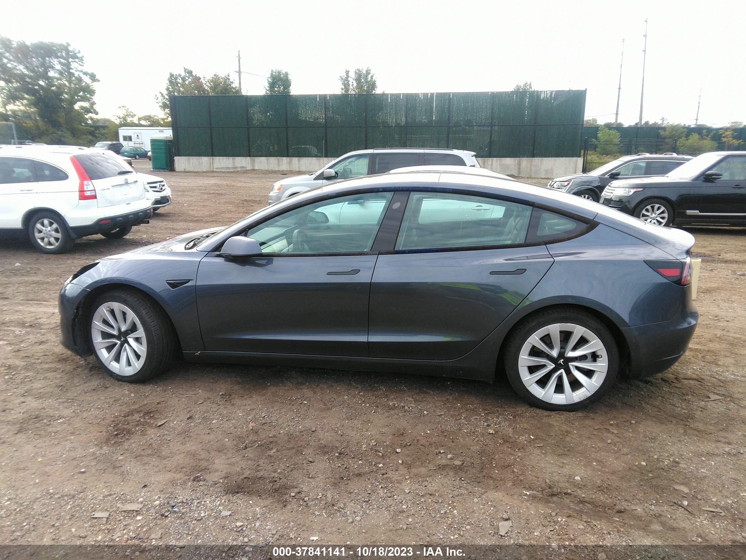 Photo 12 VIN: 5YJ3E1EB9NF290536 - TESLA MODEL 3 