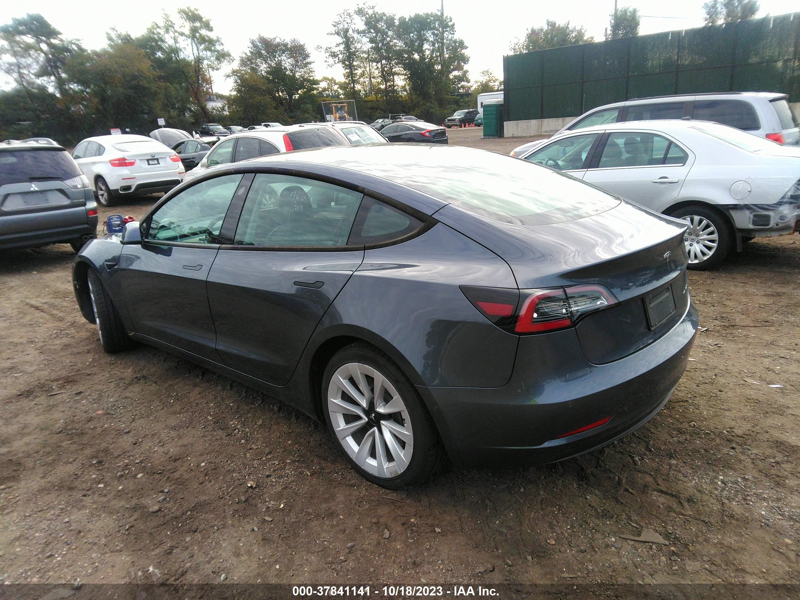 Photo 2 VIN: 5YJ3E1EB9NF290536 - TESLA MODEL 3 