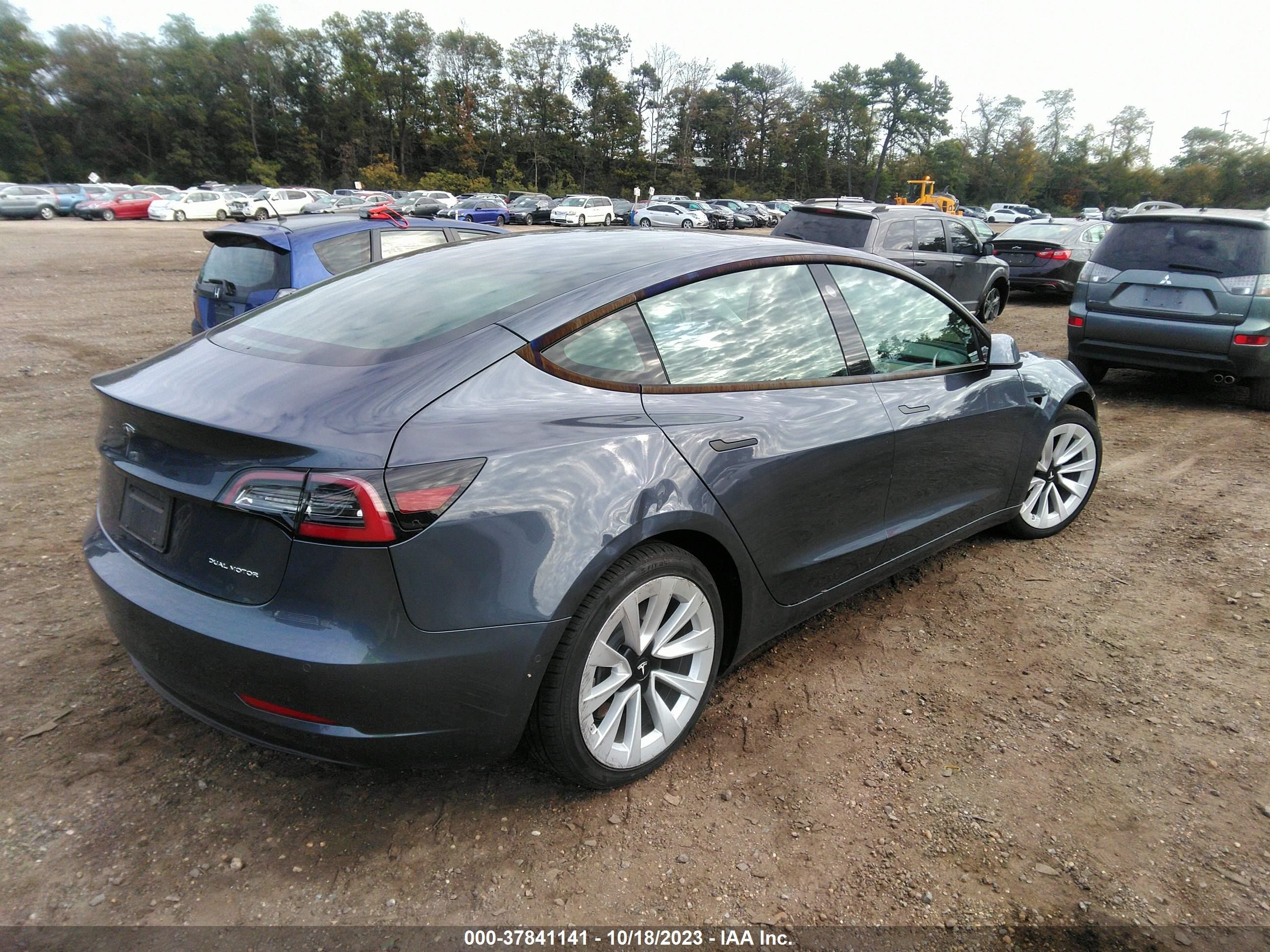 Photo 3 VIN: 5YJ3E1EB9NF290536 - TESLA MODEL 3 