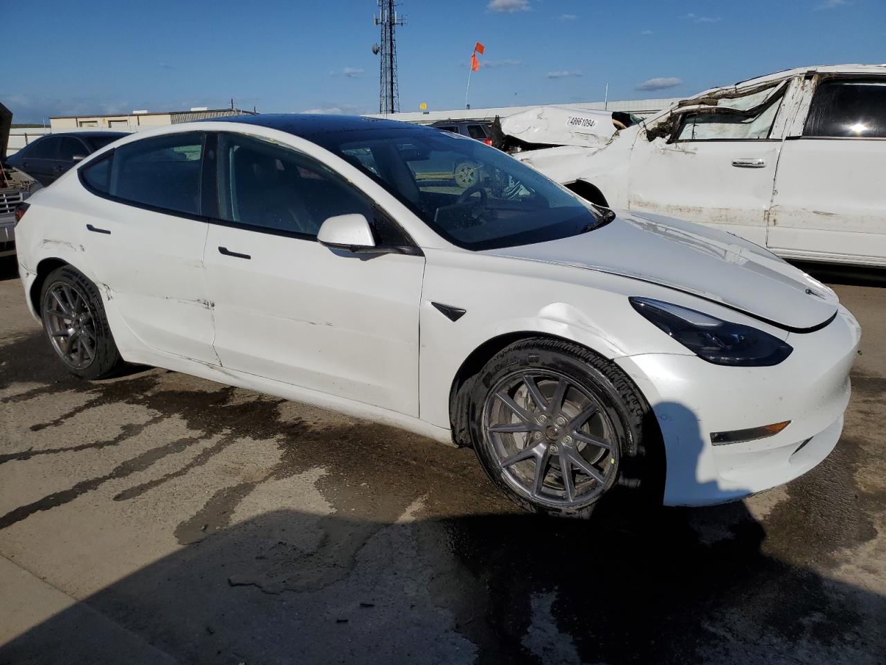 Photo 3 VIN: 5YJ3E1EB9NF360021 - TESLA MODEL 3 