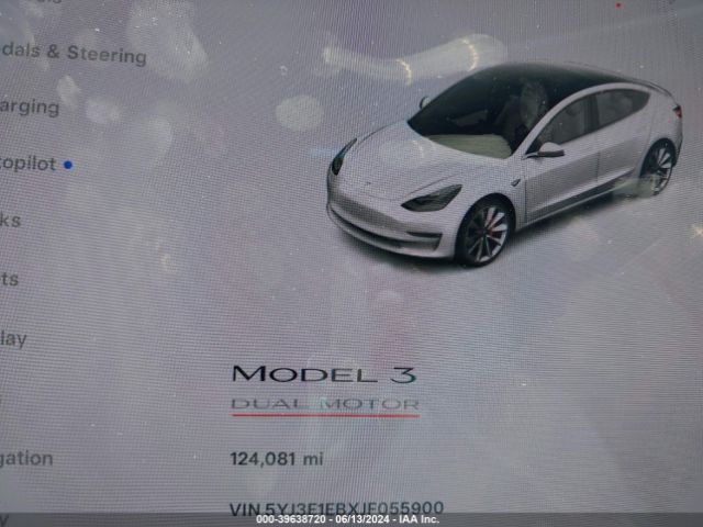 Photo 6 VIN: 5YJ3E1EBXJF055900 - TESLA MODEL 3 