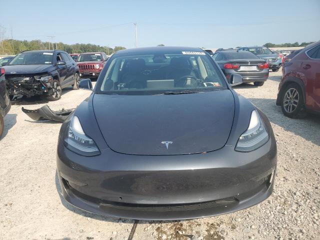 Photo 4 VIN: 5YJ3E1EBXJF066007 - TESLA MODEL 3 