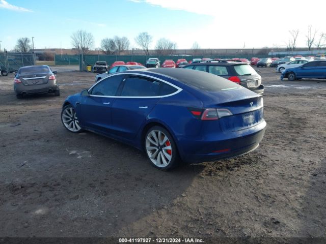 Photo 2 VIN: 5YJ3E1EBXJF084121 - TESLA MODEL 3 