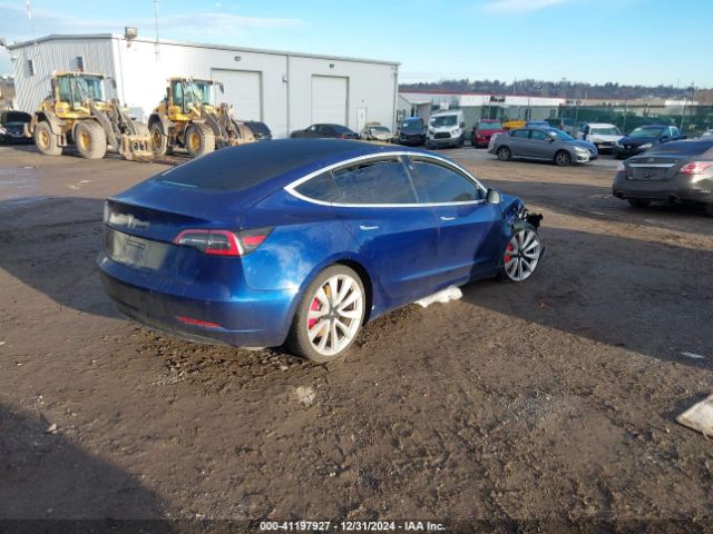 Photo 3 VIN: 5YJ3E1EBXJF084121 - TESLA MODEL 3 