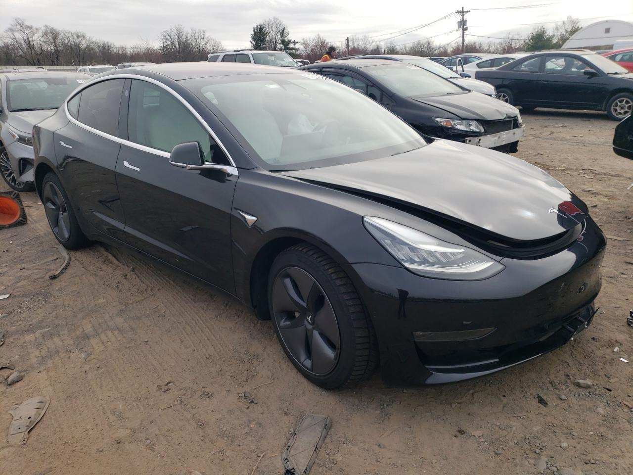 Photo 3 VIN: 5YJ3E1EBXJF095927 - TESLA MODEL 3 