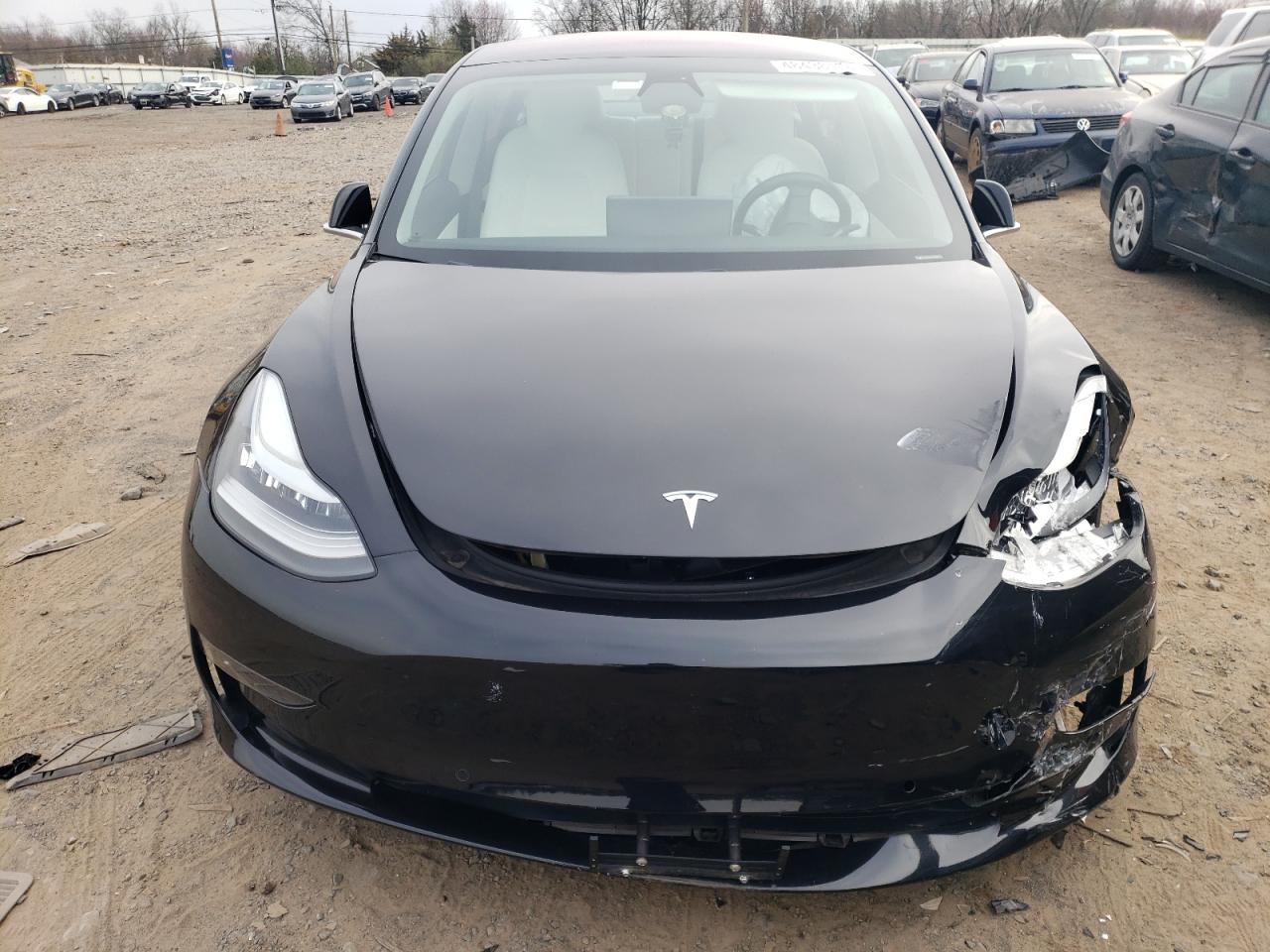 Photo 4 VIN: 5YJ3E1EBXJF095927 - TESLA MODEL 3 