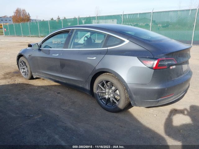 Photo 2 VIN: 5YJ3E1EBXJF126903 - TESLA MODEL 3 