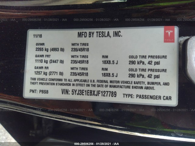 Photo 8 VIN: 5YJ3E1EBXJF127789 - TESLA MODEL 3 