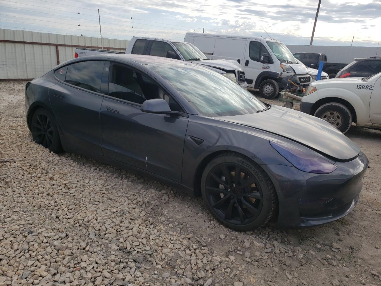 Photo 3 VIN: 5YJ3E1EBXKF194071 - TESLA MODEL 3 