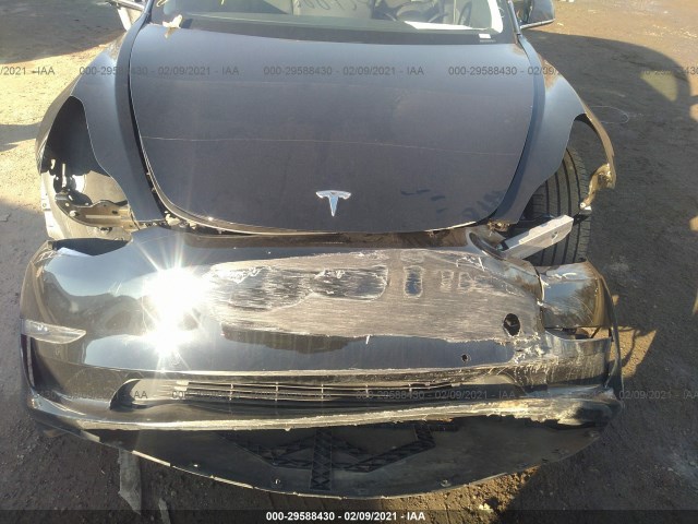 Photo 5 VIN: 5YJ3E1EBXKF384968 - TESLA MODEL 3 