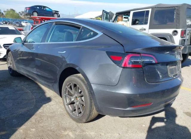 Photo 2 VIN: 5YJ3E1EBXKF386770 - TESLA MODEL 3 