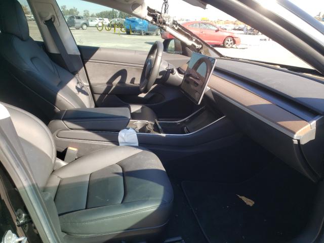 Photo 4 VIN: 5YJ3E1EBXKF388714 - TESLA MODEL 3 