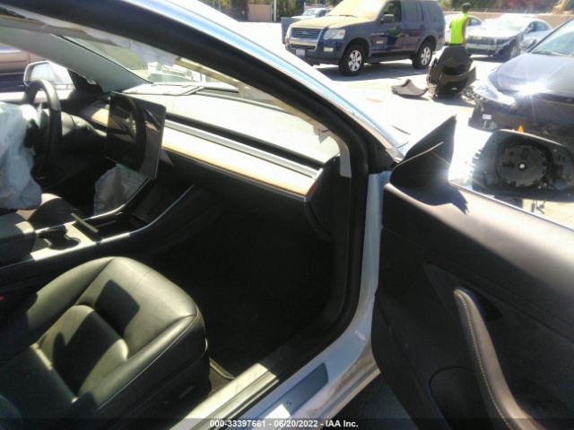 Photo 4 VIN: 5YJ3E1EBXKF427432 - TESLA MODEL 3 