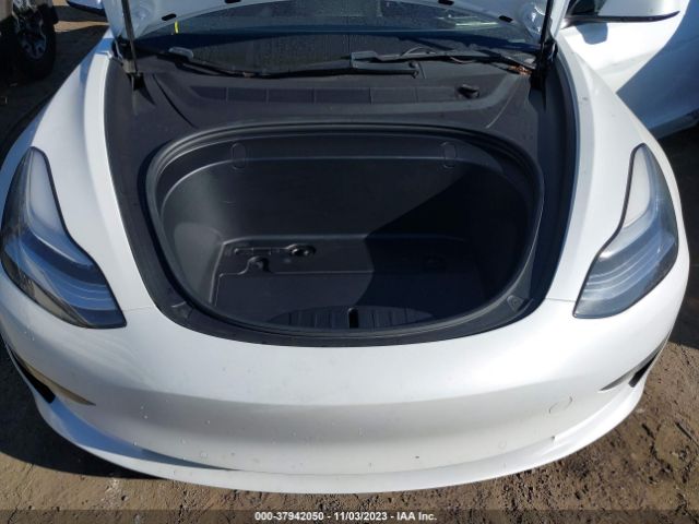 Photo 9 VIN: 5YJ3E1EBXKF438494 - TESLA MODEL 3 