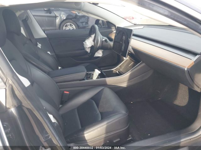 Photo 4 VIN: 5YJ3E1EBXKF510360 - TESLA MODEL 3 