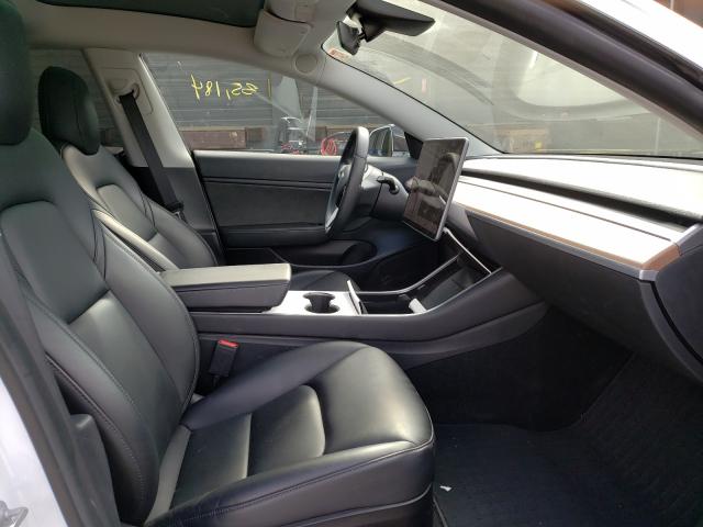 Photo 4 VIN: 5YJ3E1EBXKF511363 - TESLA MODEL 3 