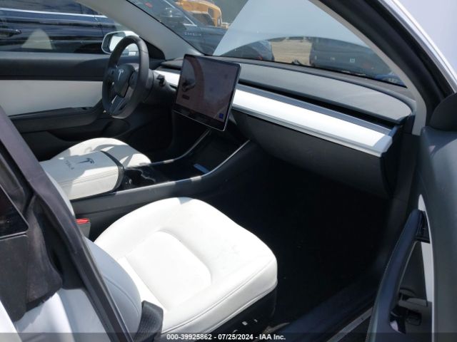 Photo 4 VIN: 5YJ3E1EBXKF513128 - TESLA MODEL 3 