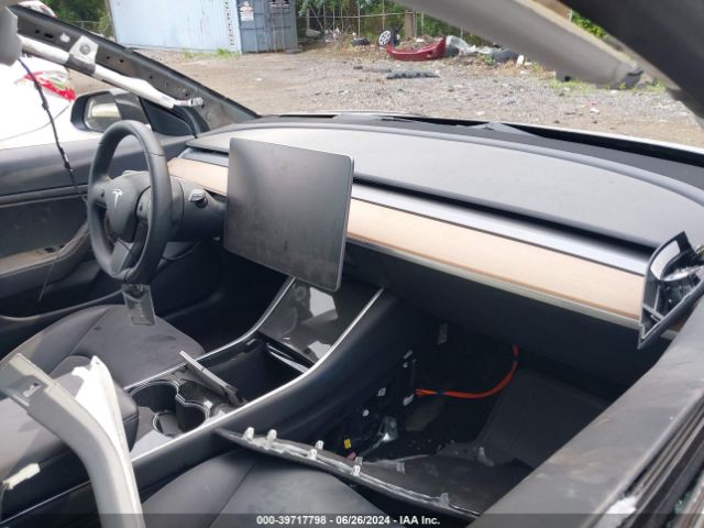 Photo 4 VIN: 5YJ3E1EBXLF599803 - TESLA MODEL 3 