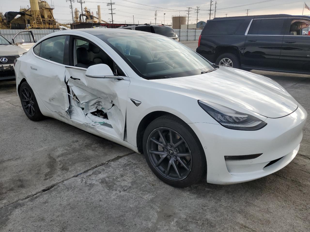 Photo 3 VIN: 5YJ3E1EBXLF746475 - TESLA MODEL 3 