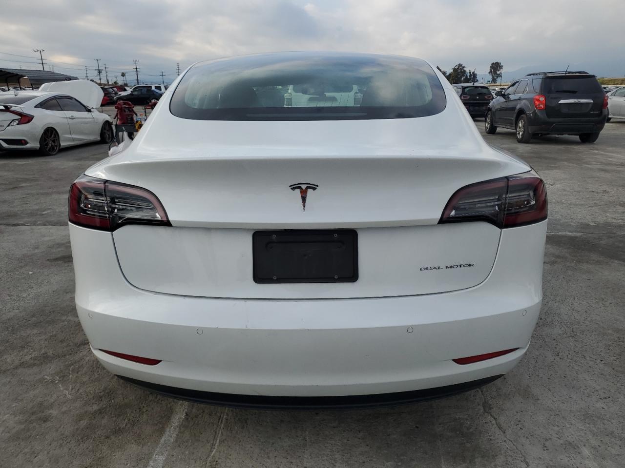 Photo 5 VIN: 5YJ3E1EBXLF746475 - TESLA MODEL 3 