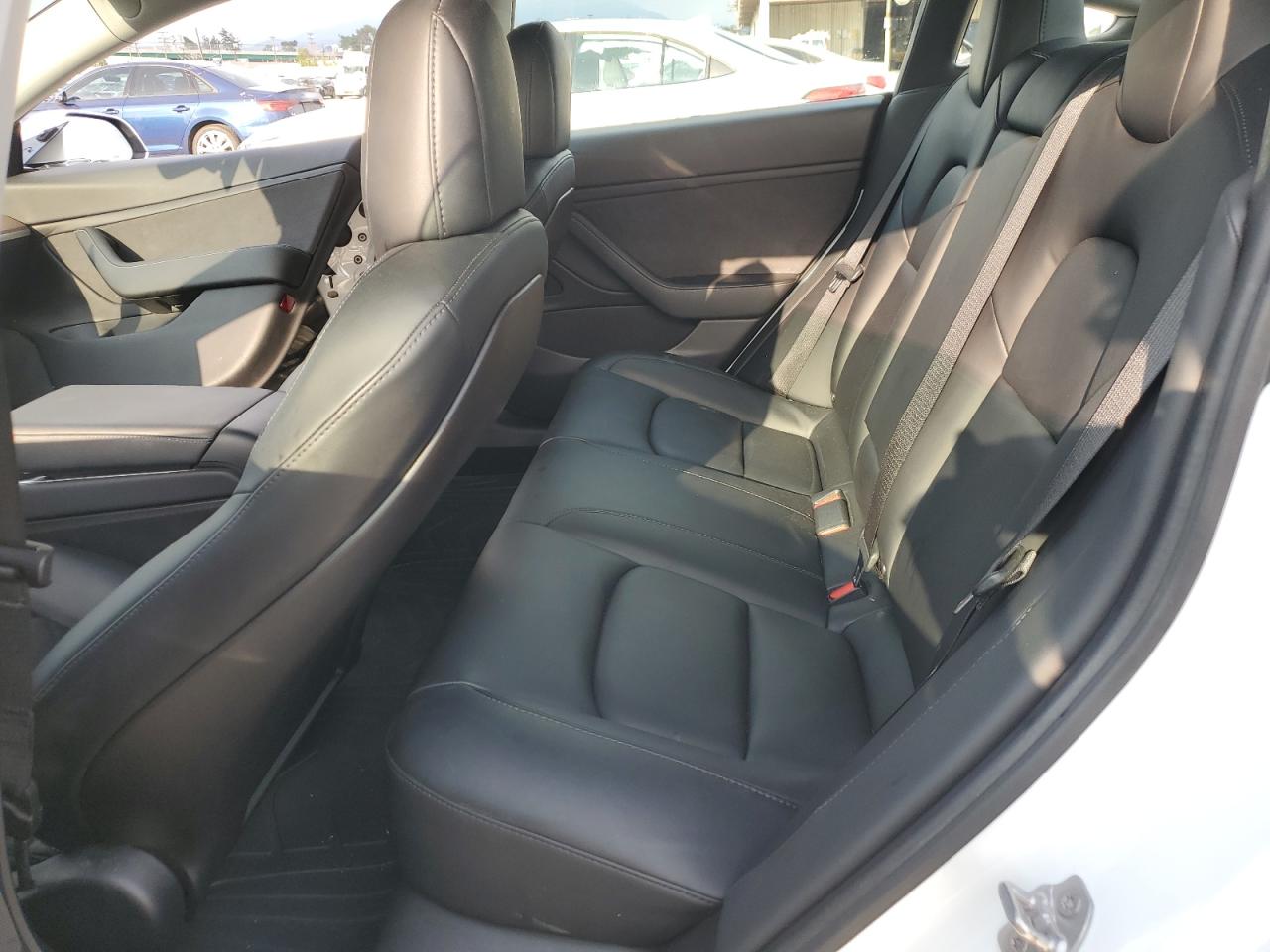 Photo 9 VIN: 5YJ3E1EBXLF746475 - TESLA MODEL 3 