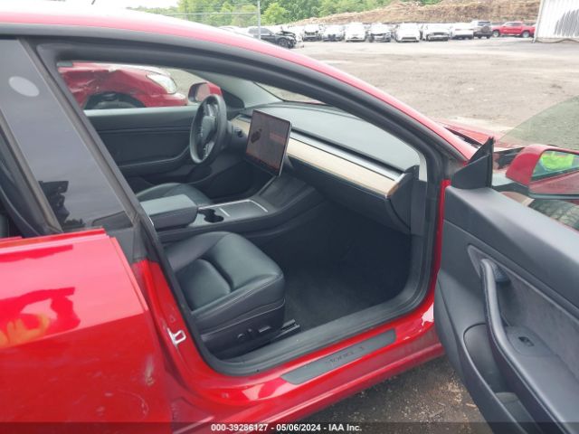 Photo 4 VIN: 5YJ3E1EBXMF862633 - TESLA MODEL 3 