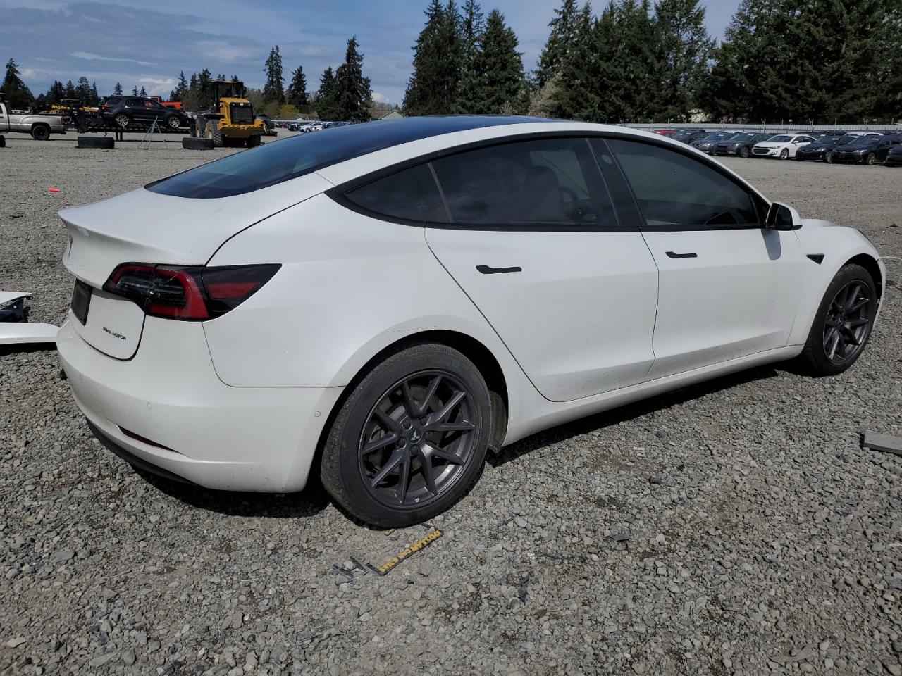 Photo 2 VIN: 5YJ3E1EBXMF876192 - TESLA MODEL 3 