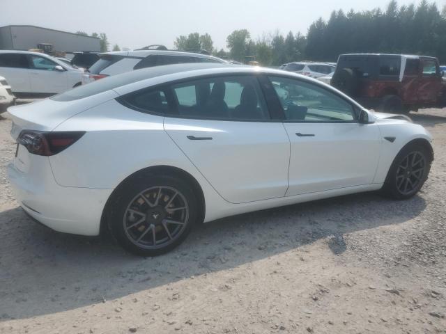 Photo 2 VIN: 5YJ3E1EBXNF106883 - TESLA MODEL 3 