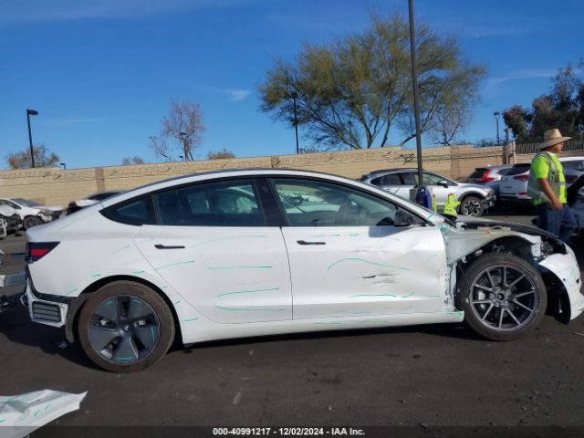 Photo 5 VIN: 5YJ3E1EBXNF118340 - TESLA MODEL 3 