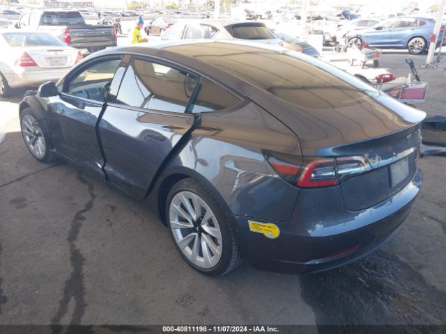 Photo 2 VIN: 5YJ3E1EBXNF124073 - TESLA MODEL 3 