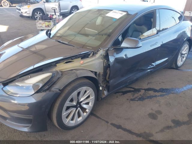 Photo 5 VIN: 5YJ3E1EBXNF124073 - TESLA MODEL 3 