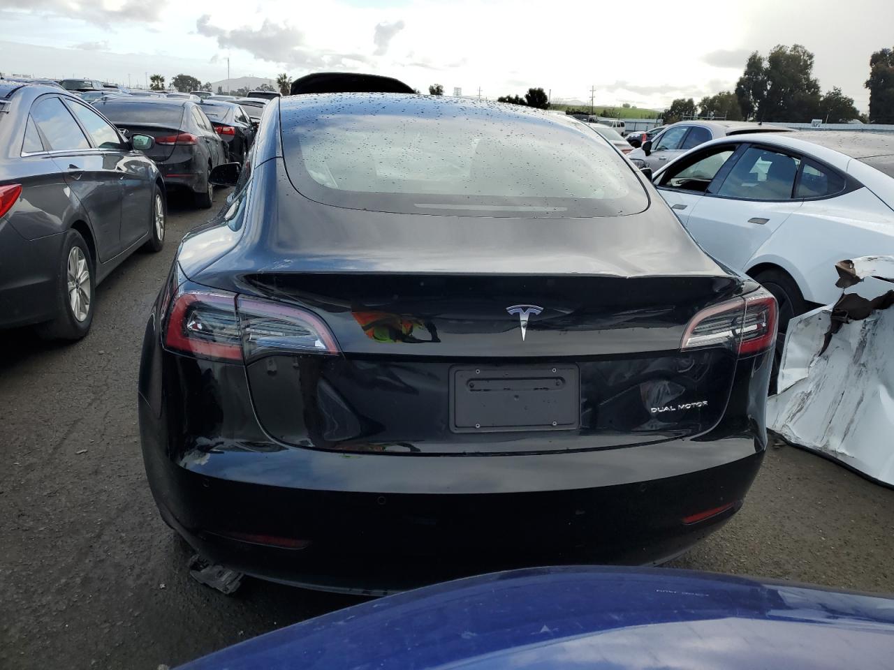 Photo 5 VIN: 5YJ3E1EBXNF129788 - TESLA MODEL 3 