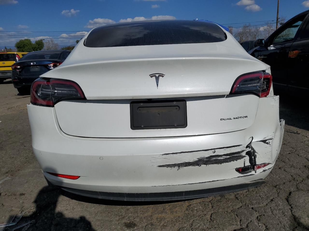 Photo 5 VIN: 5YJ3E1EBXNF129967 - TESLA MODEL 3 