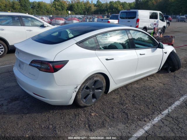 Photo 3 VIN: 5YJ3E1EBXNF152469 - TESLA MODEL 3 