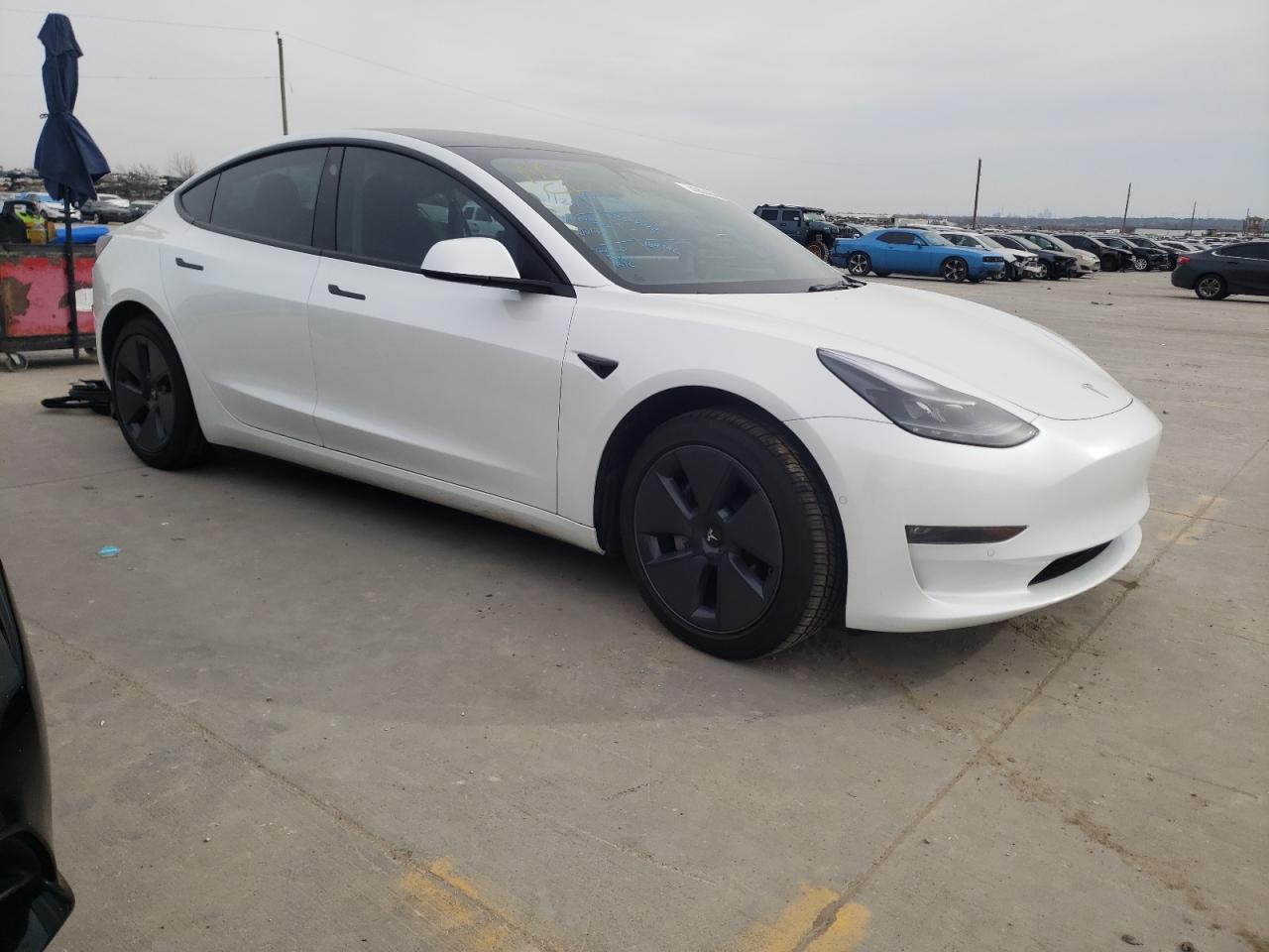 Photo 3 VIN: 5YJ3E1EBXNF169742 - TESLA MODEL 3 